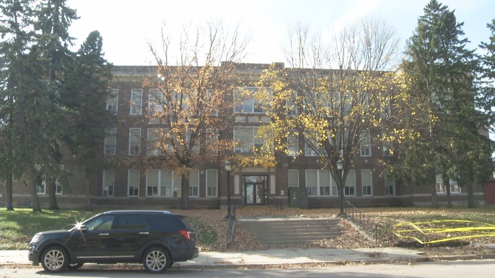 New Ulm Green Lights Project Turning Historic School Into Apartments