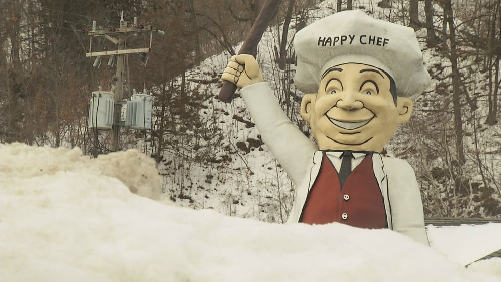 the man behind the statue meet the happy chef voice keyc com